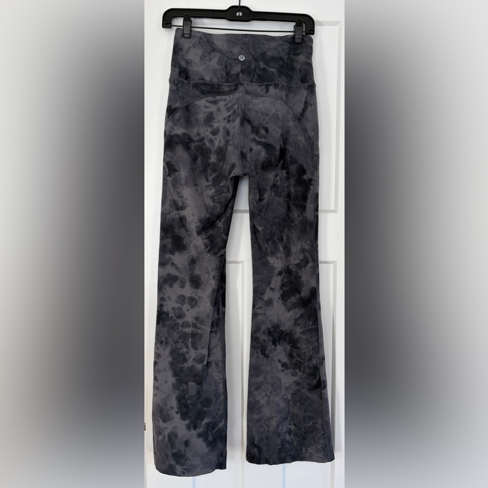 Lululemon Groove Super High Rise Flare Leggings